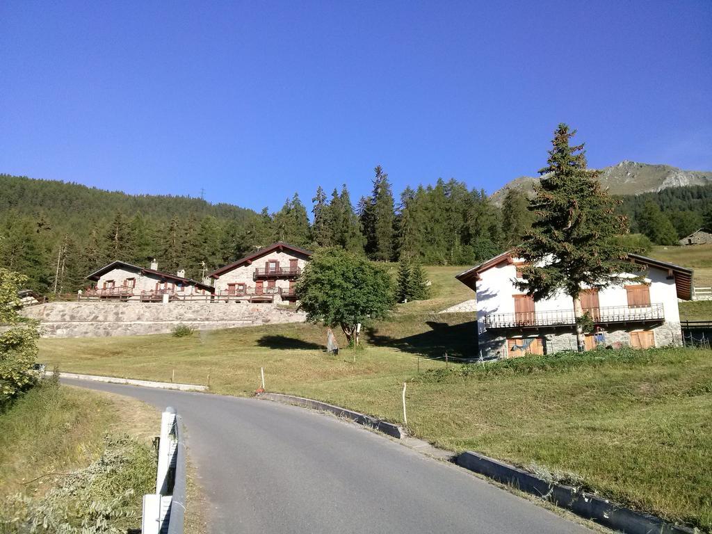 Maien Piolet Milieu Appartement Doues Buitenkant foto